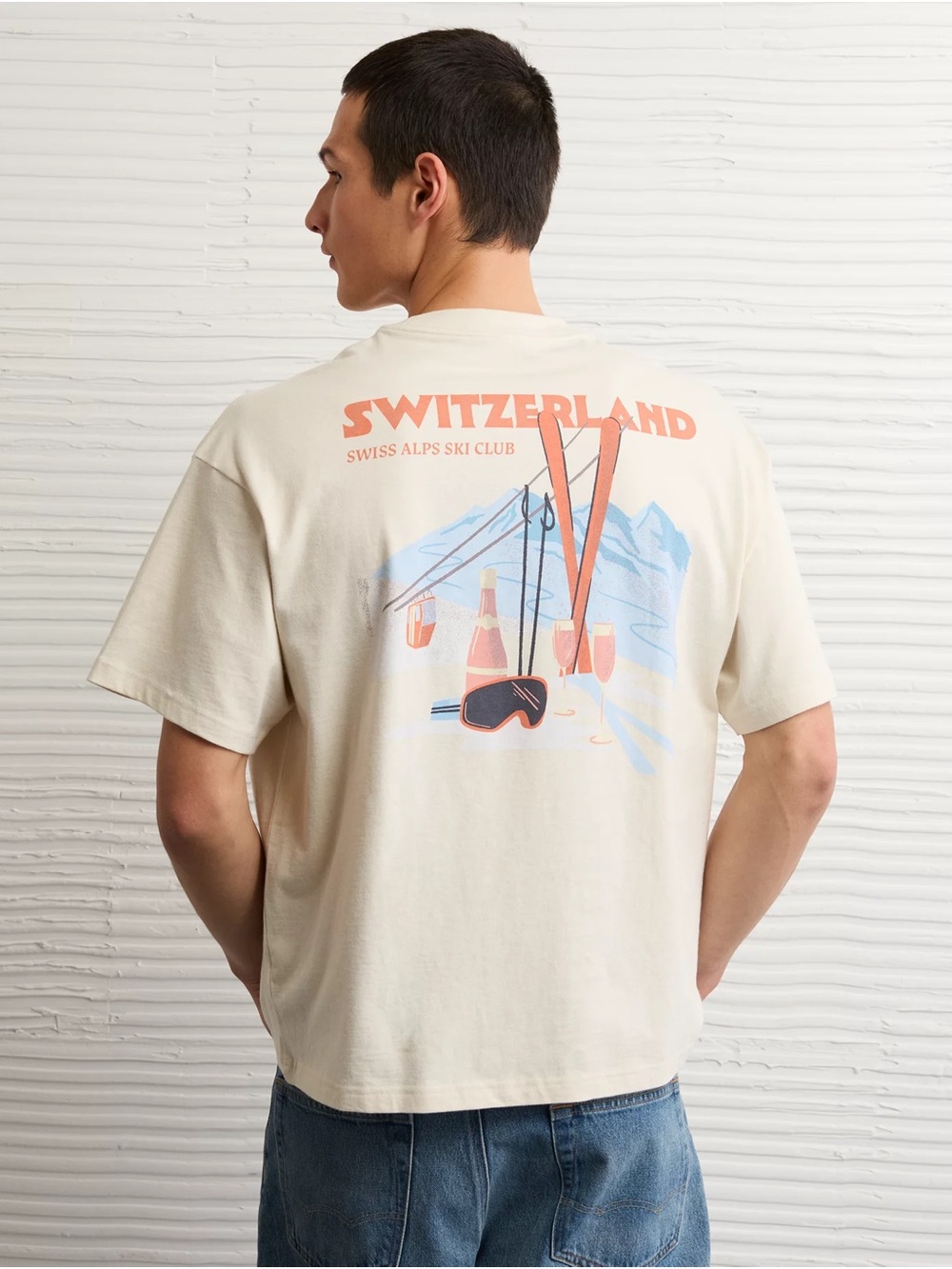 American Eagle Outfitters Cream Switzerland Ski Graphic Tee